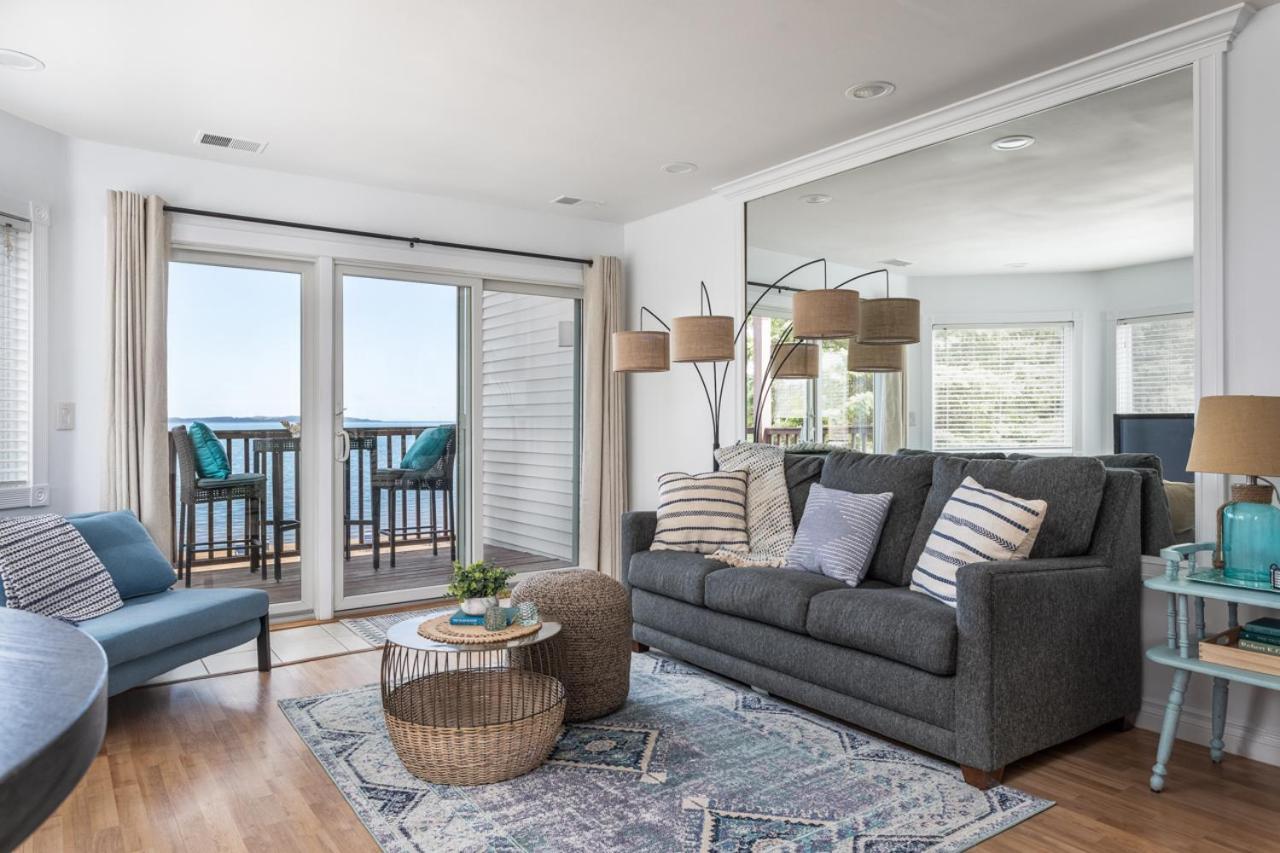New Listing Beach Bliss 211! Stunning Bay View Traverse City Exteriér fotografie