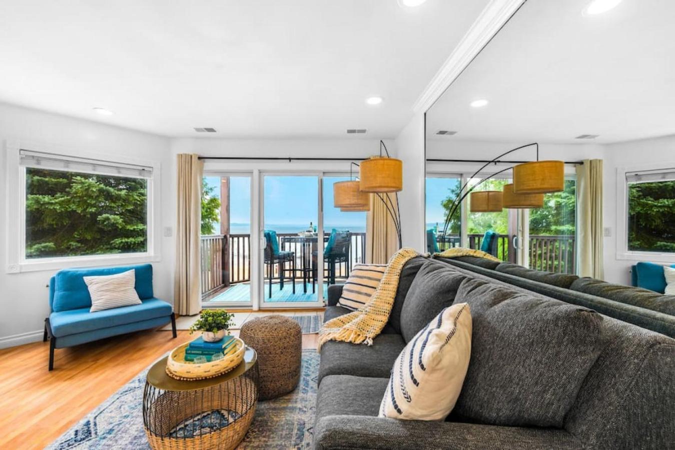 New Listing Beach Bliss 211! Stunning Bay View Traverse City Exteriér fotografie